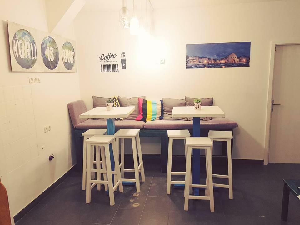 White Rabbit Hostel Hvar Town Luaran gambar
